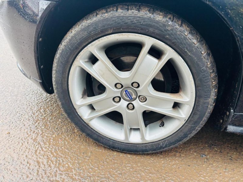 VOLVO S40