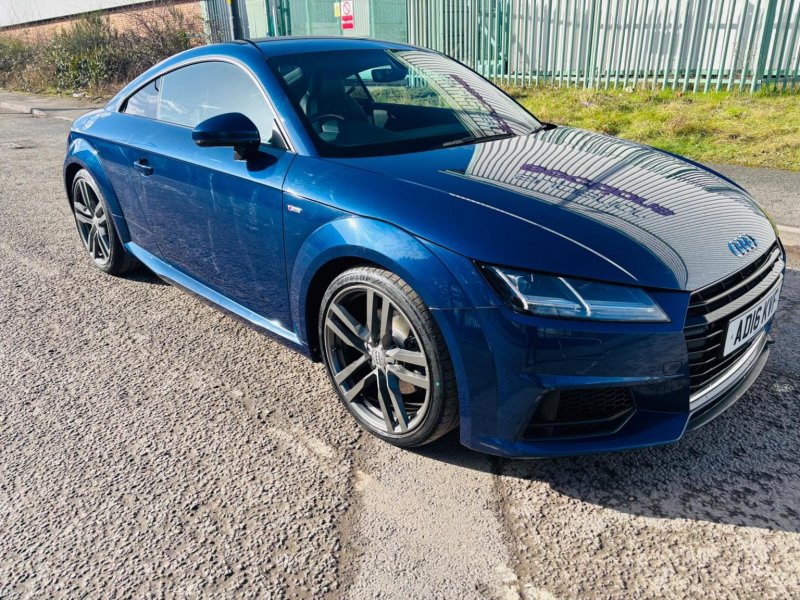AUDI TT