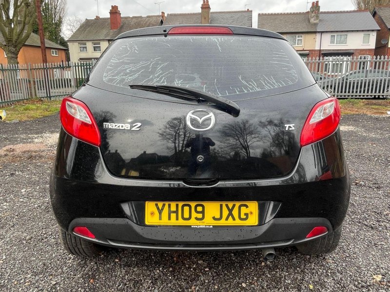 MAZDA MAZDA2