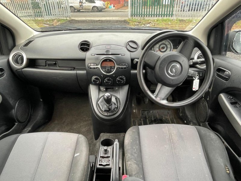 MAZDA MAZDA2