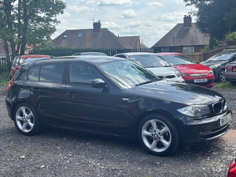 BMW 1 SERIES